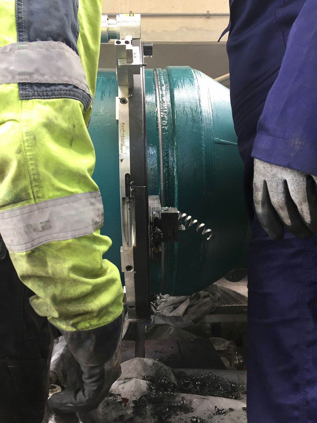 Coordinating on-site services for a successful plant turnaround